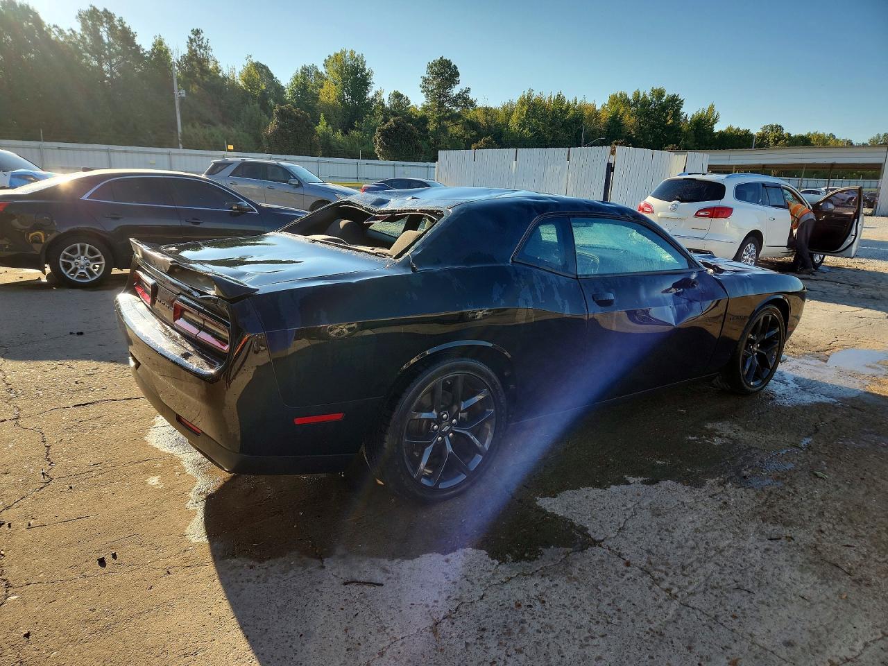 2022 Dodge Challenger R/T - zdjęcie 3