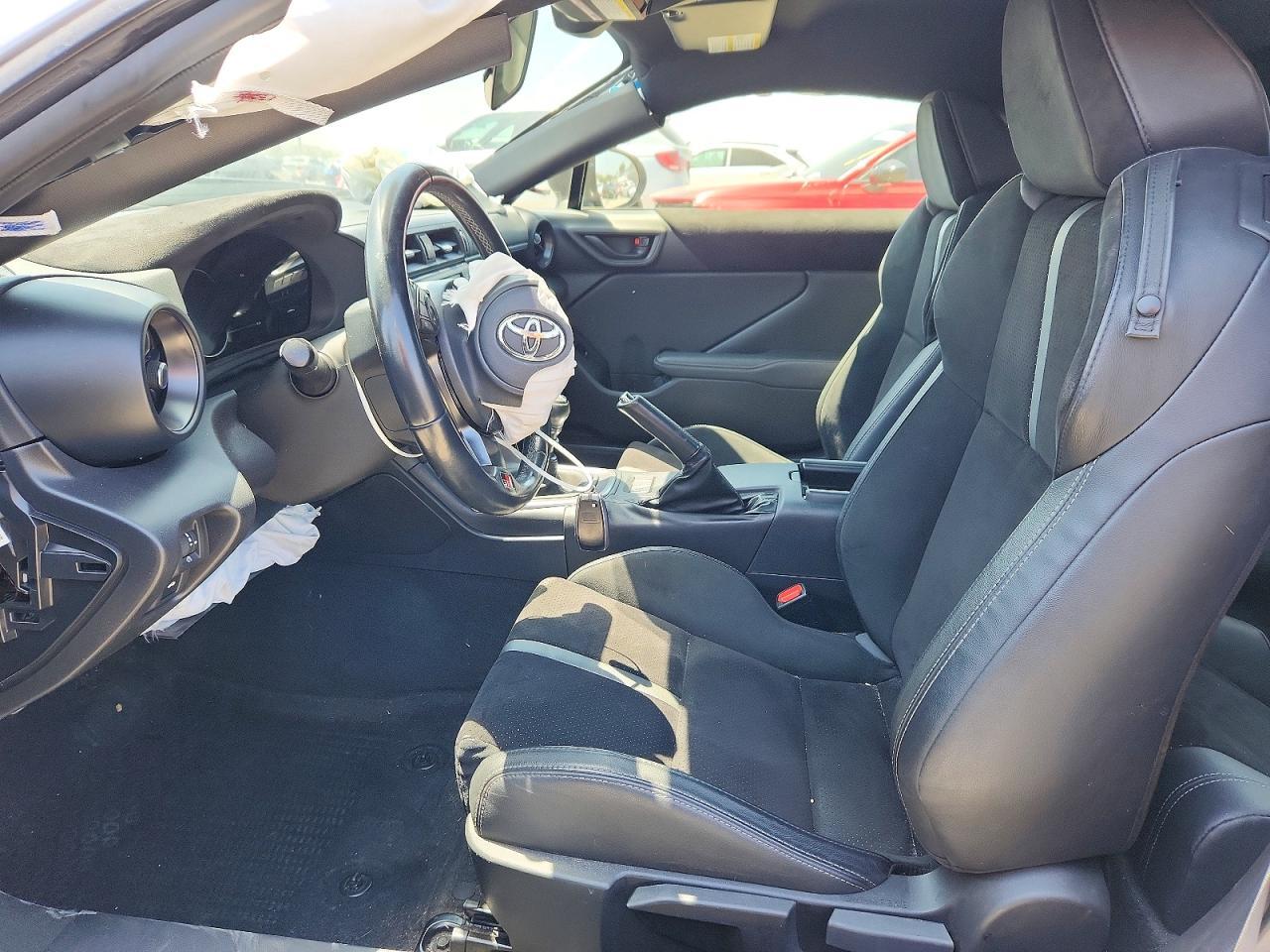 2024 Toyota Gr 86 Premium - zdjęcie 7