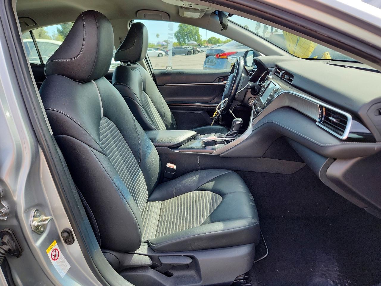 2018 Toyota Camry Se - zdjęcie 7