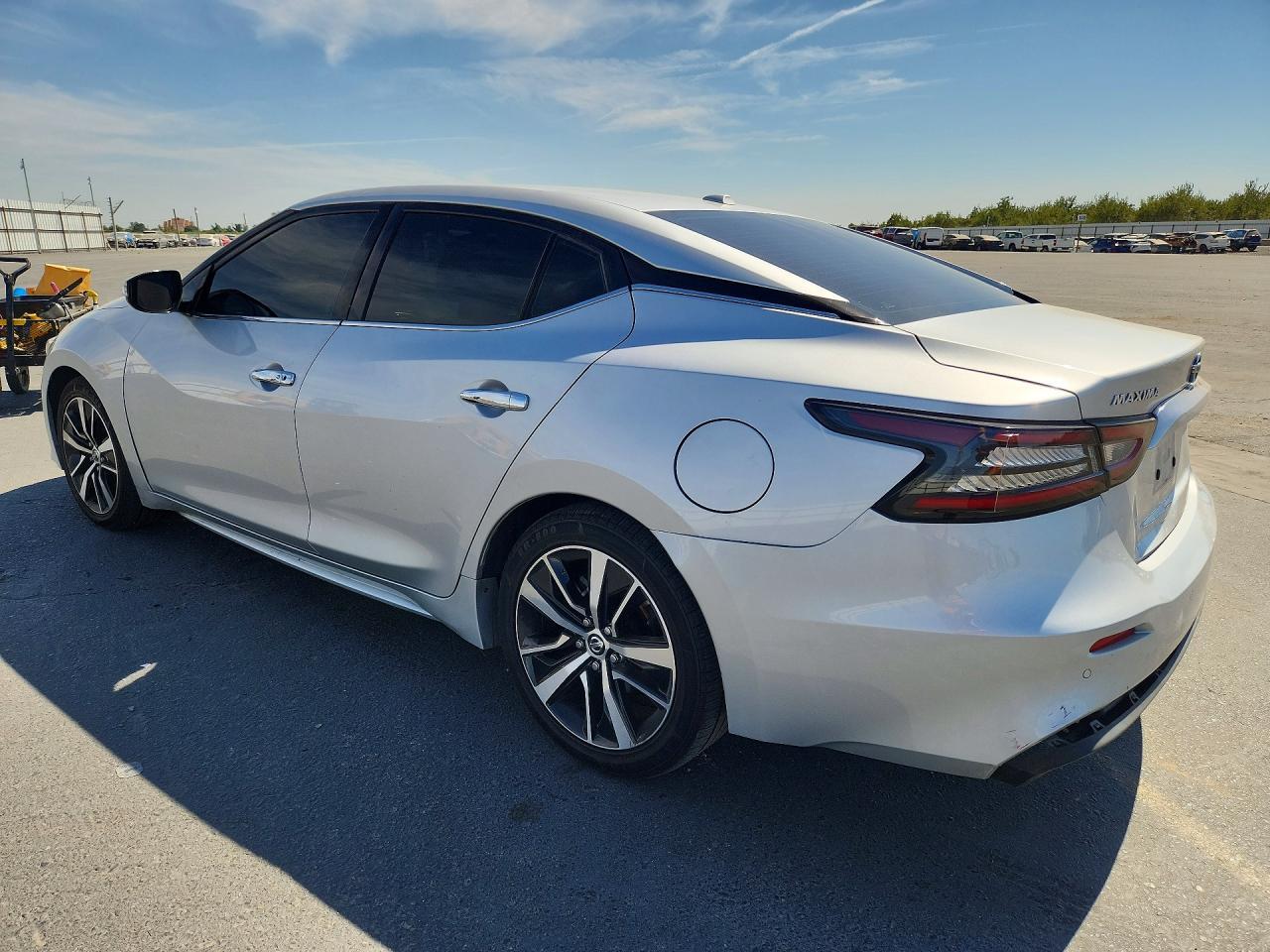 2022 Nissan Maxima Sv - zdjęcie 2