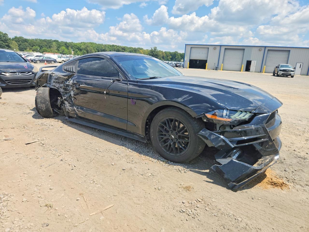 2018 Ford Mustang - zdjęcie 4