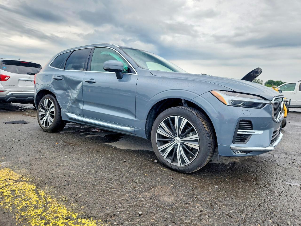 2022 Volvo Xc60 B5 Inscription - zdjęcie 4