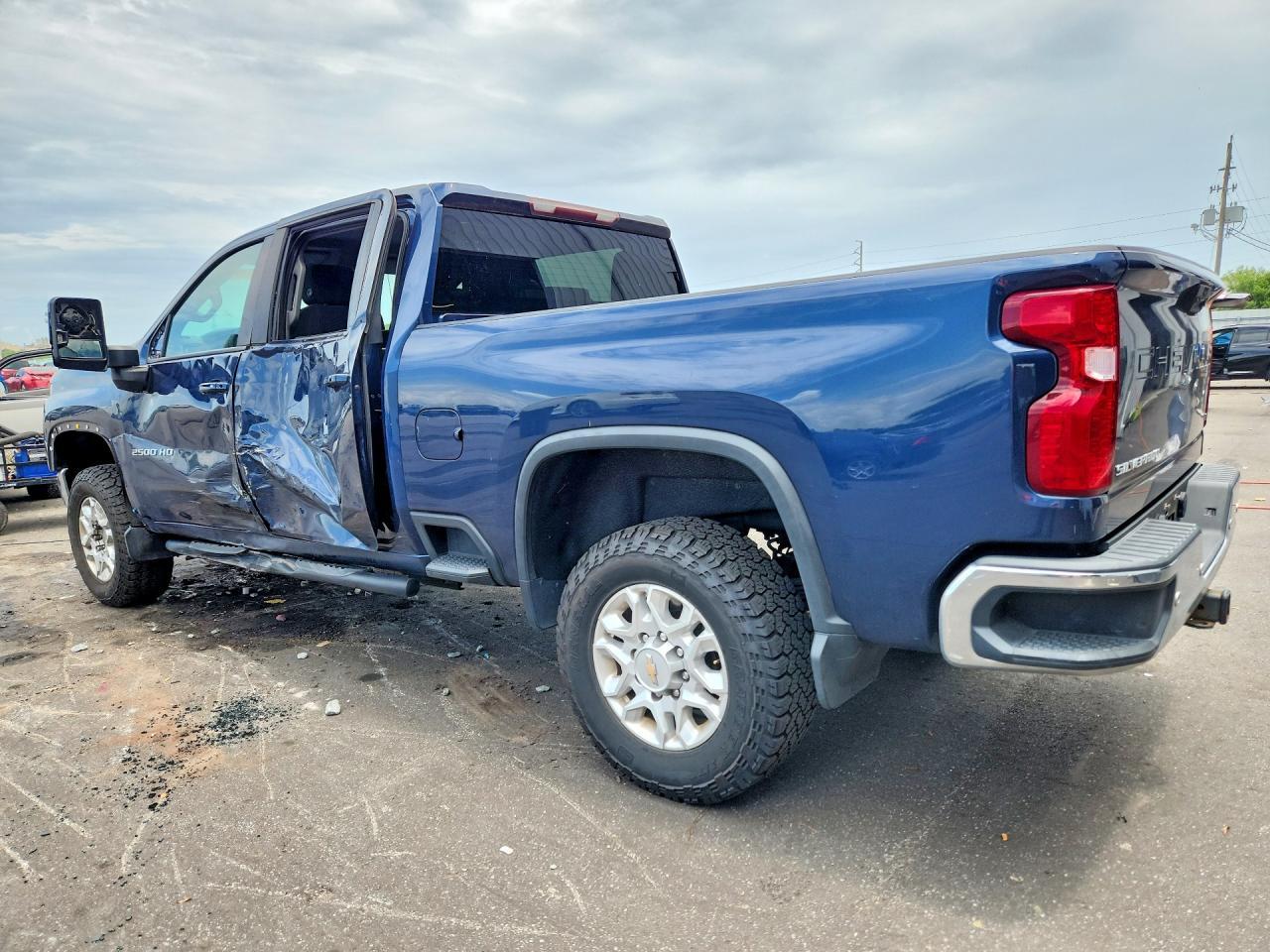 2021 Chevrolet Silverado K2500 Heavy Duty Lt - zdjęcie 2