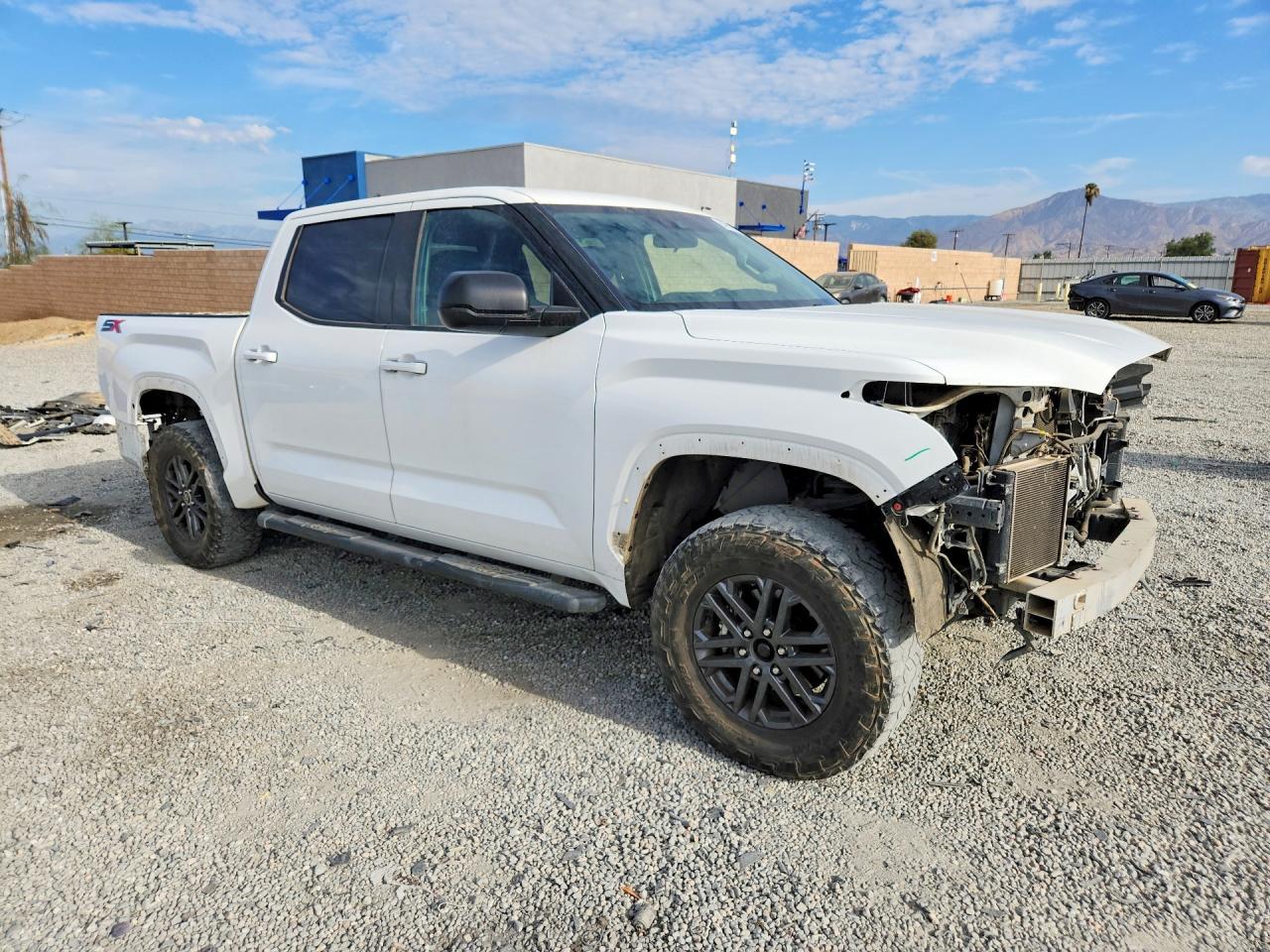 2023 Toyota Tundra Sr5 - zdjęcie 4