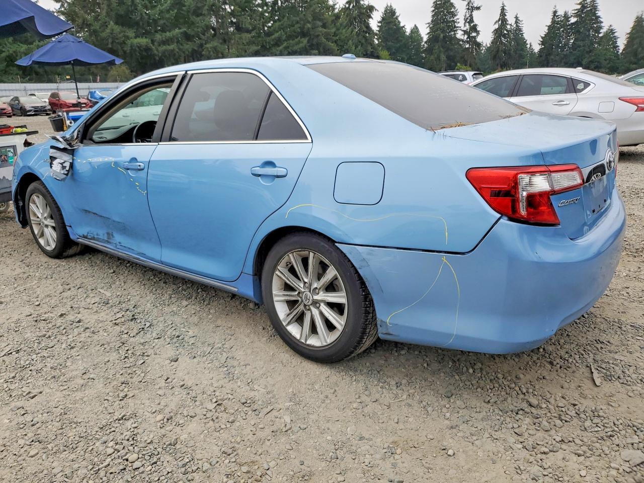 2013 Toyota Camry - zdjęcie 2