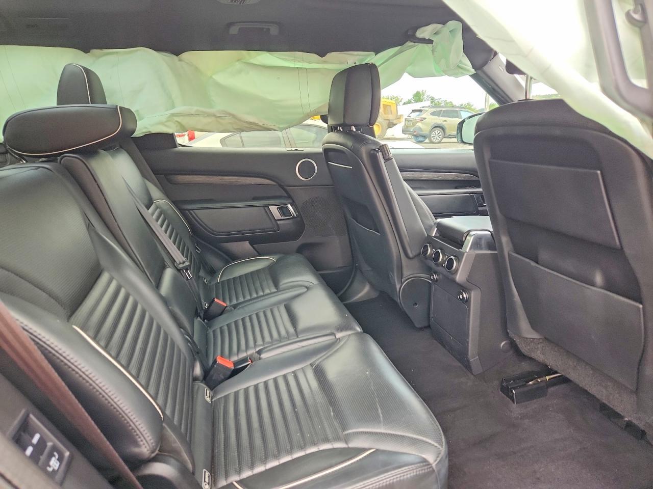 2019 Land Rover Discovery Hse Luxury - zdjęcie 10