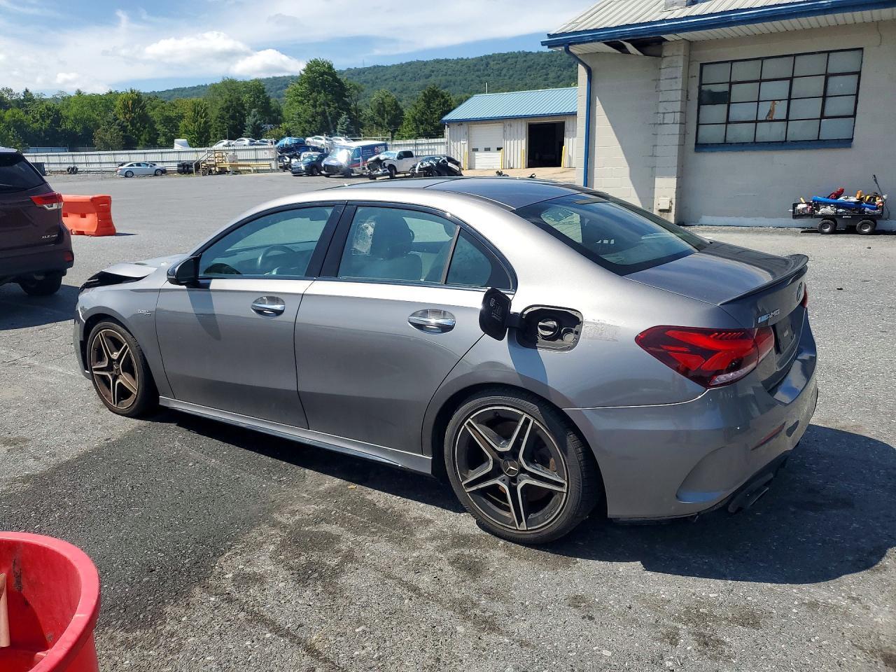 2020 Mercedes-Benz A 35 Amg - zdjęcie 2