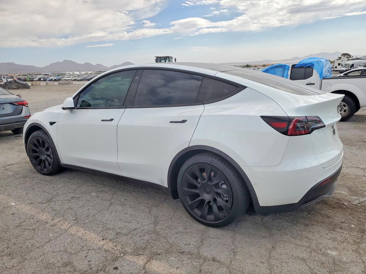 2022 Tesla Model Y - zdjęcie 2