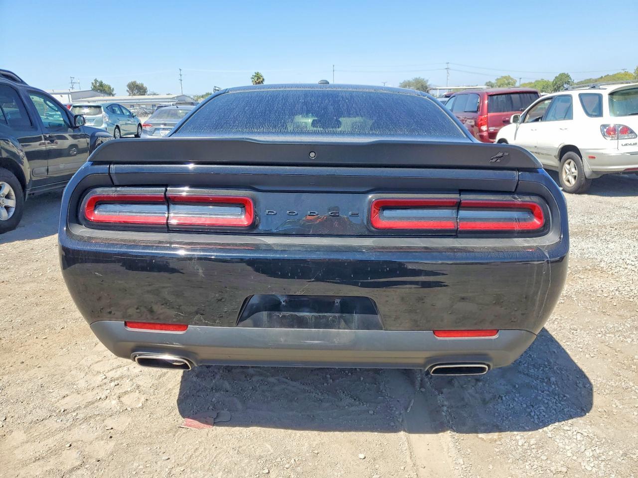 2023 Dodge Challenger Sxt - zdjęcie 6