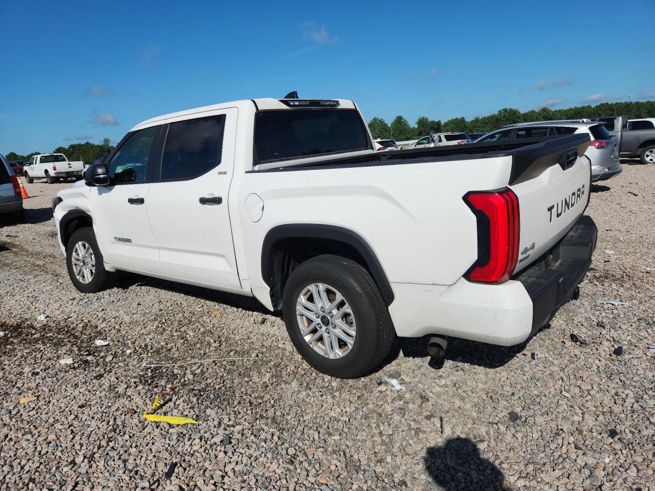 2024 Toyota Tundra Sr5 - zdjęcie 2