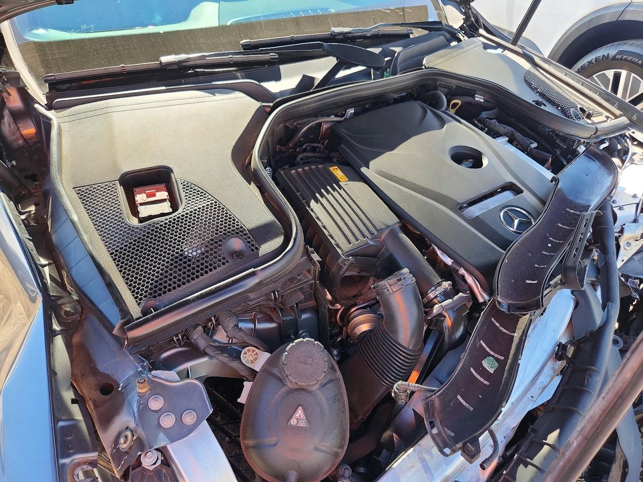 2019 Mercedes-Benz E 300 - zdjęcie 11
