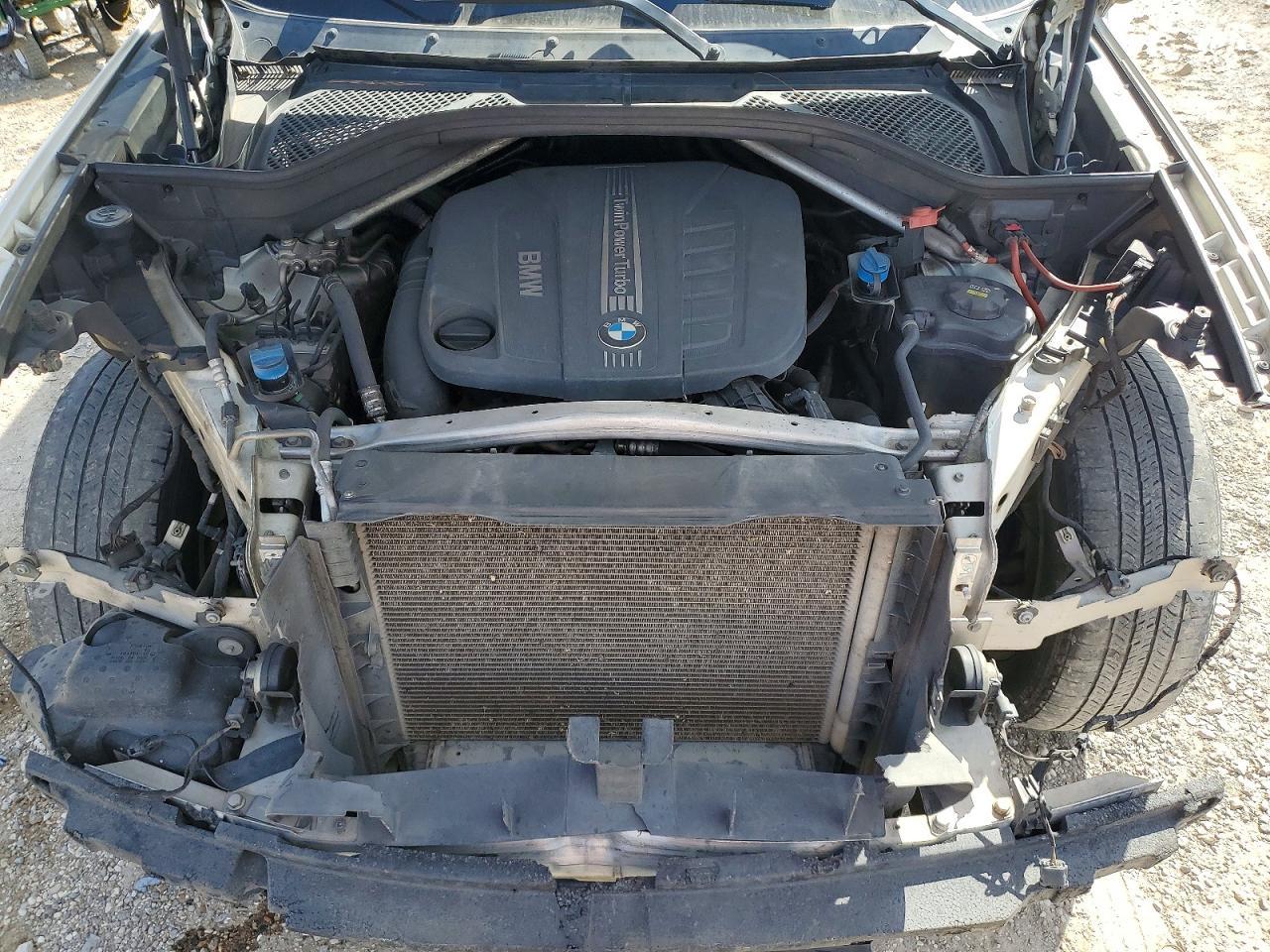2015 BMW X5 xDrive35D - zdjęcie 12