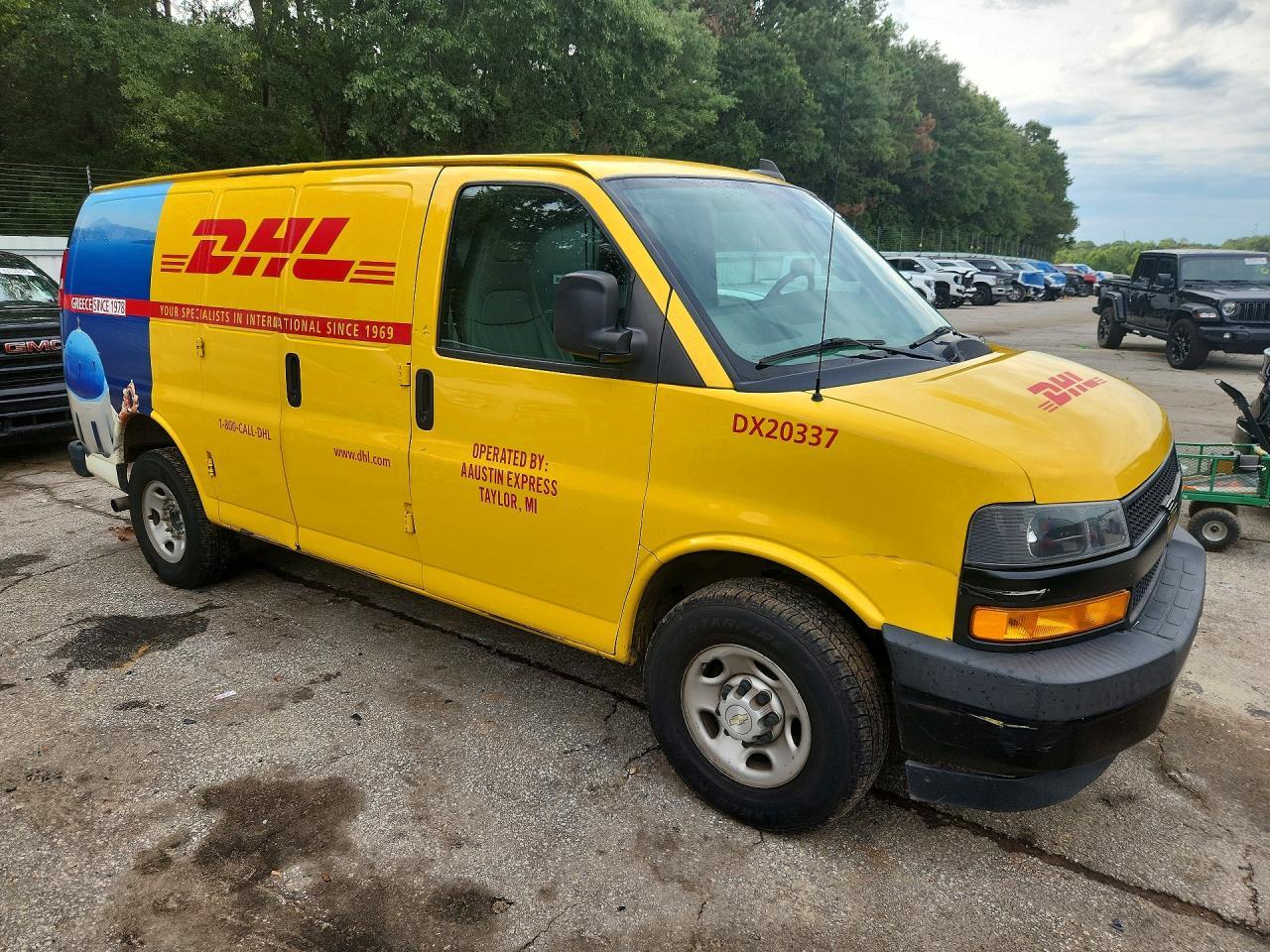 2020 Chevrolet Express G2500 - zdjęcie 4