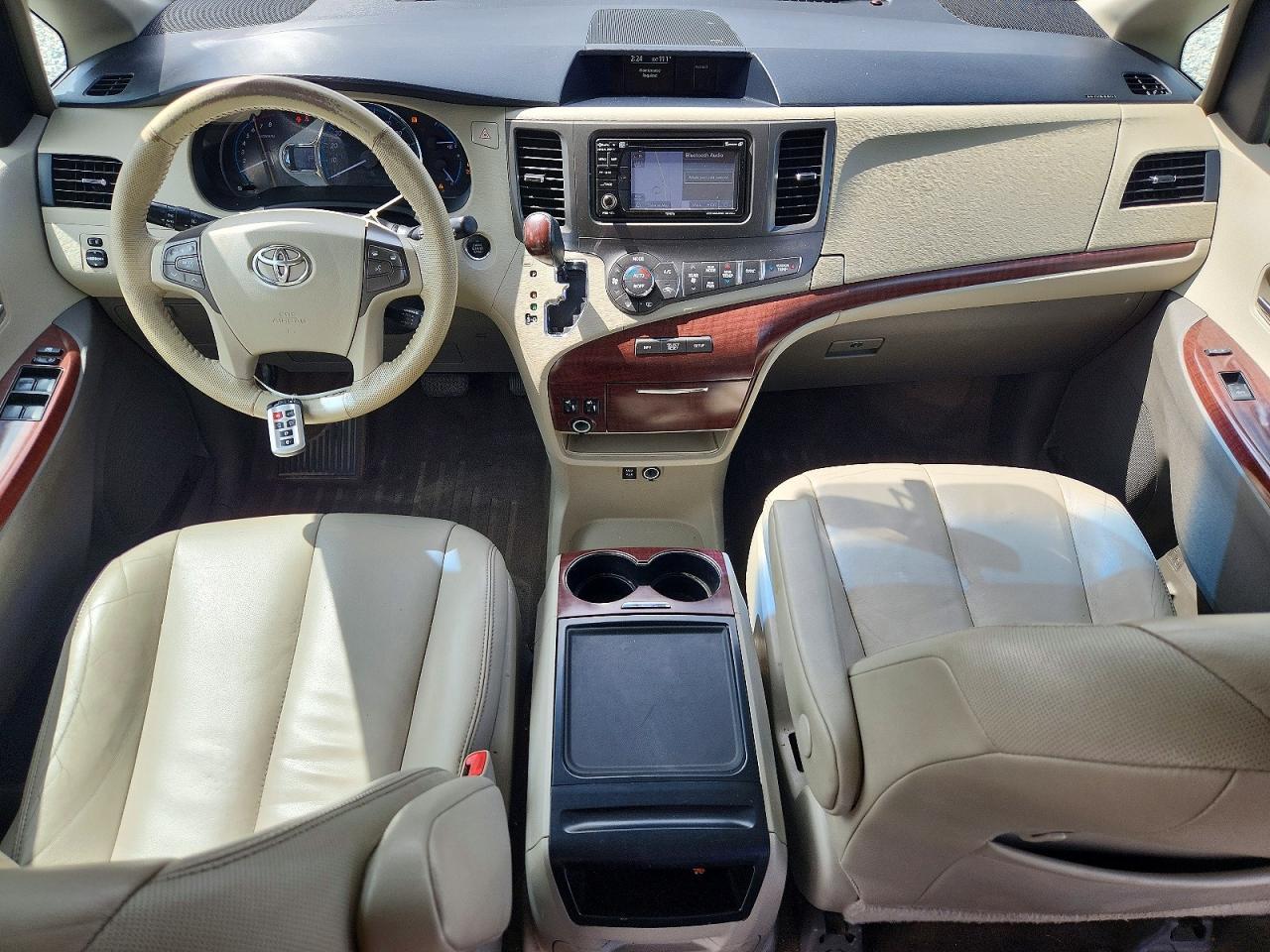 2014 Toyota Sienna Xle 8-Passenger - zdjęcie 8