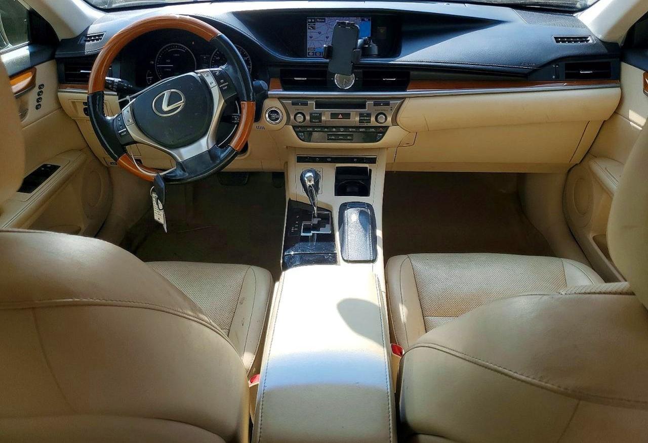 2015 Lexus Es 300H - zdjęcie 8