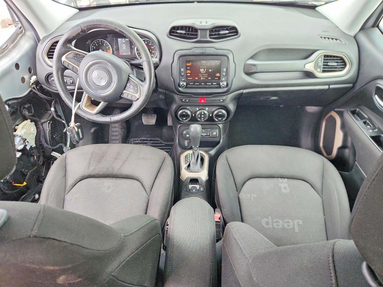 2015 Jeep Renegade Latitude - zdjęcie 8