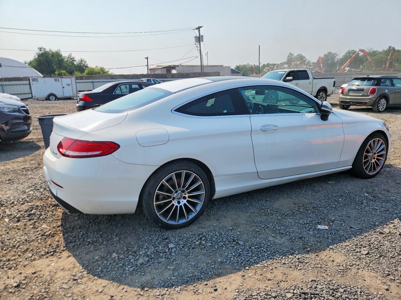 2017 Mercedes-Benz C 300 4Matic - zdjęcie 3