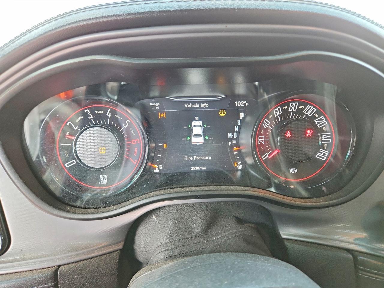 2023 Dodge Challenger R/T - zdjęcie 9