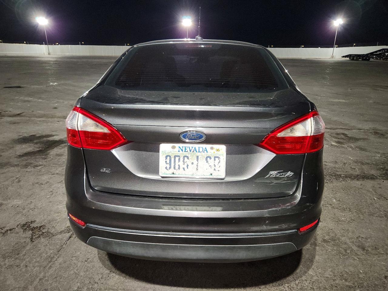 2016 Ford Fiesta Se - zdjęcie 6