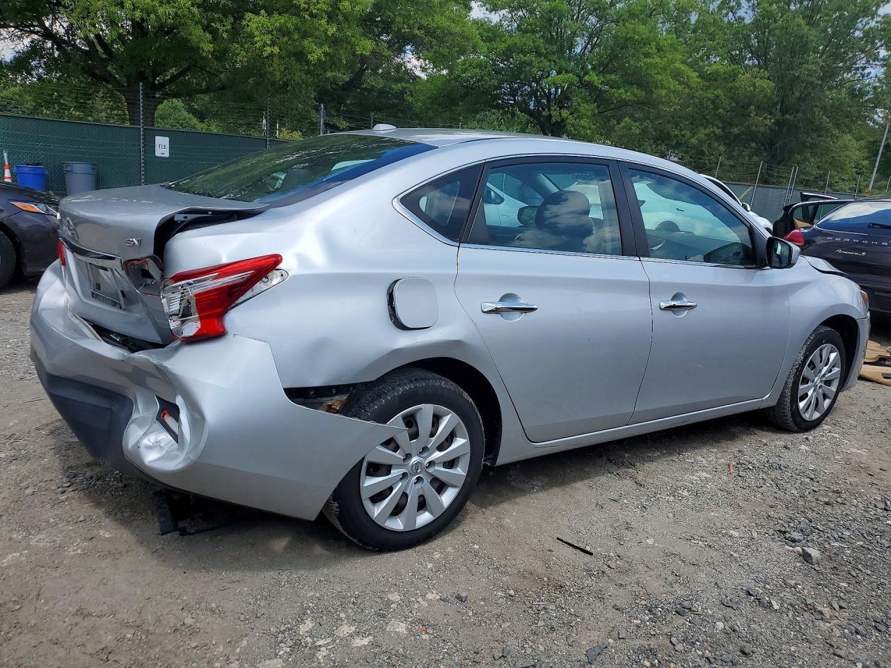 2017 Nissan Sentra Sv - zdjęcie 3