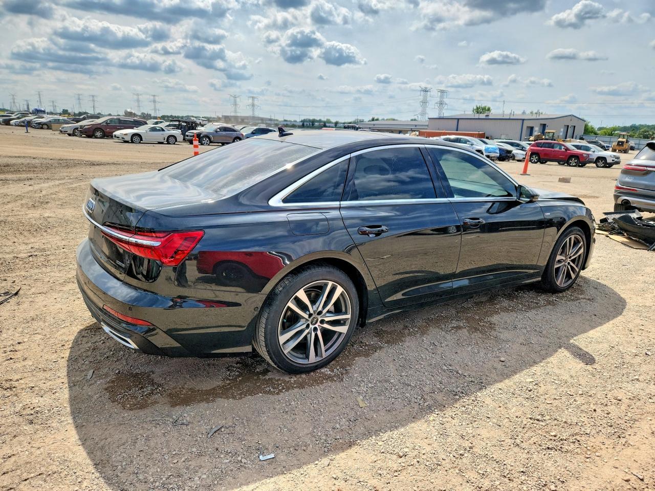 2021 Audi A6 Premium Plus - zdjęcie 3