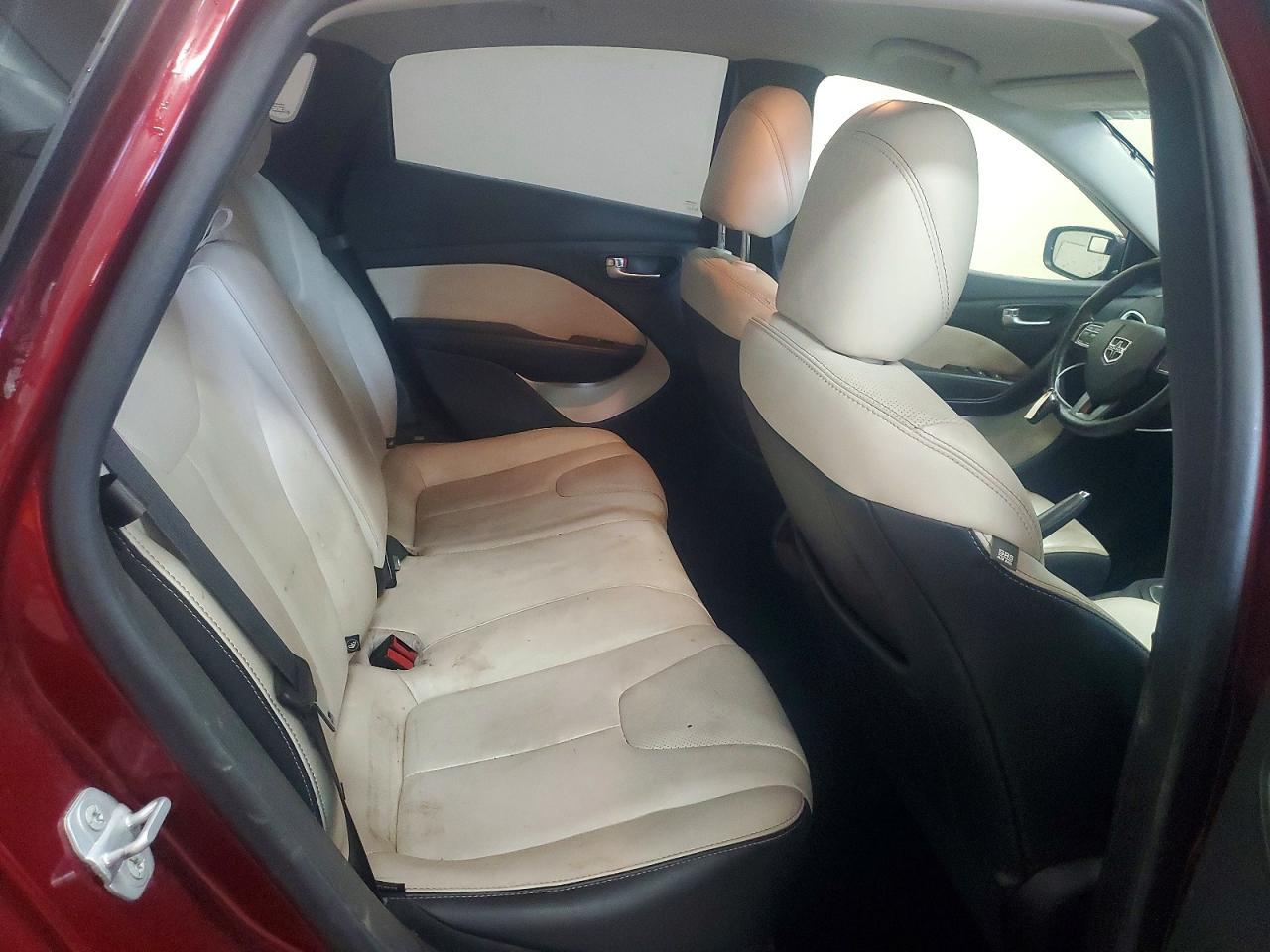 2015 Dodge Dart Limited - zdjęcie 10
