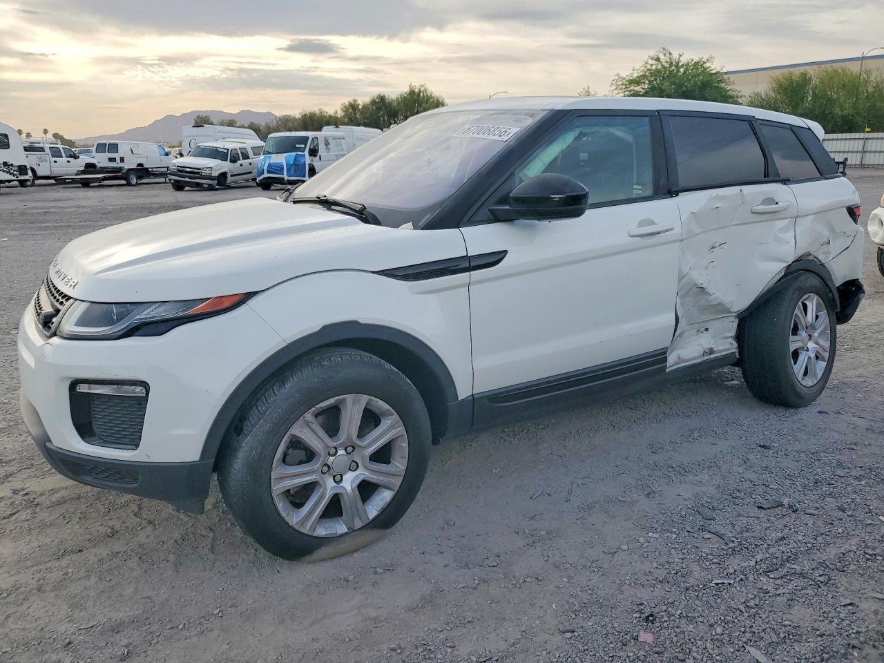 2016 Land Rover Range Rover Evoque Se - zdjęcie główne