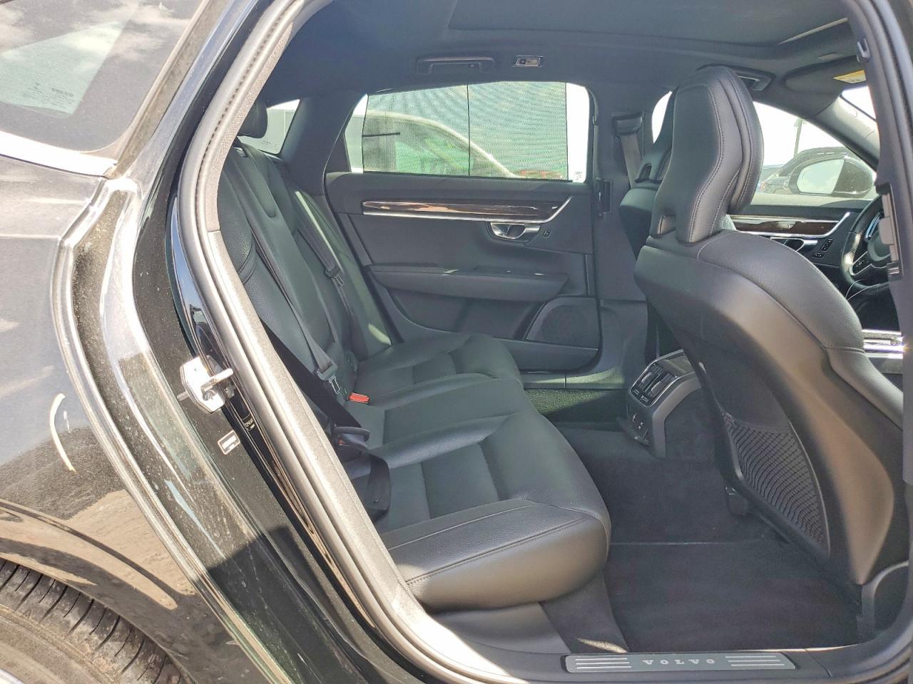 2019 Volvo S90 T5 Momentum - zdjęcie 10