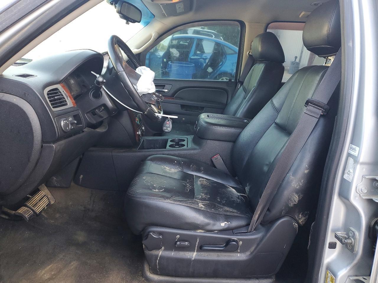 2013 Chevrolet Tahoe C1500 Lt - zdjęcie 7
