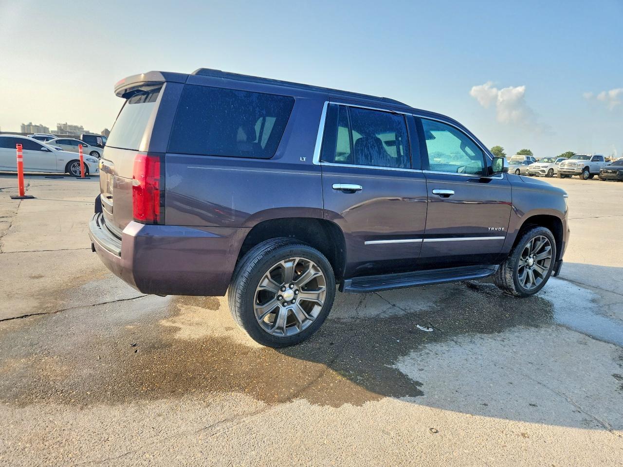2016 Chevrolet Tahoe C1500 Lt - zdjęcie 3