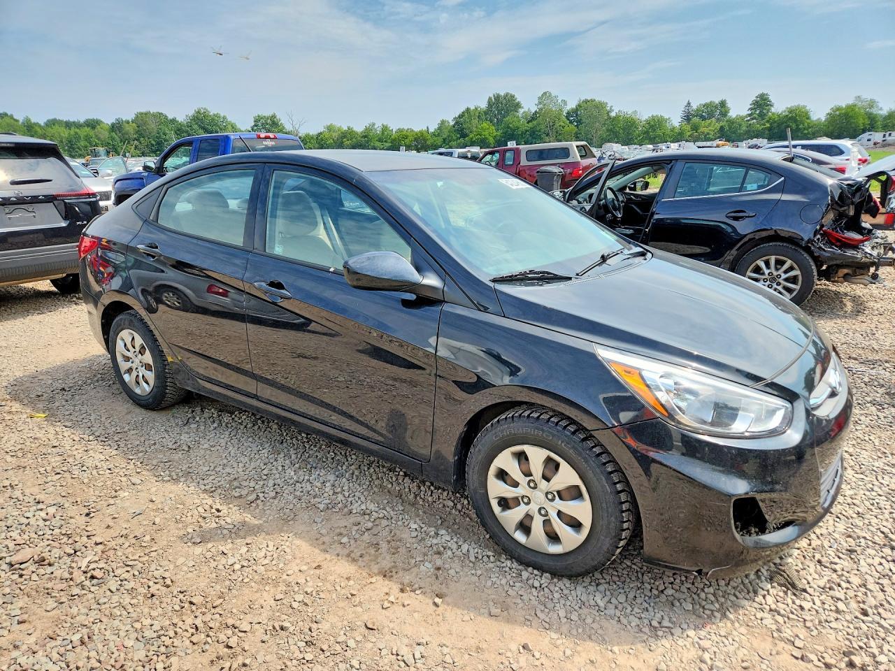 2017 Hyundai Accent Se - zdjęcie 4