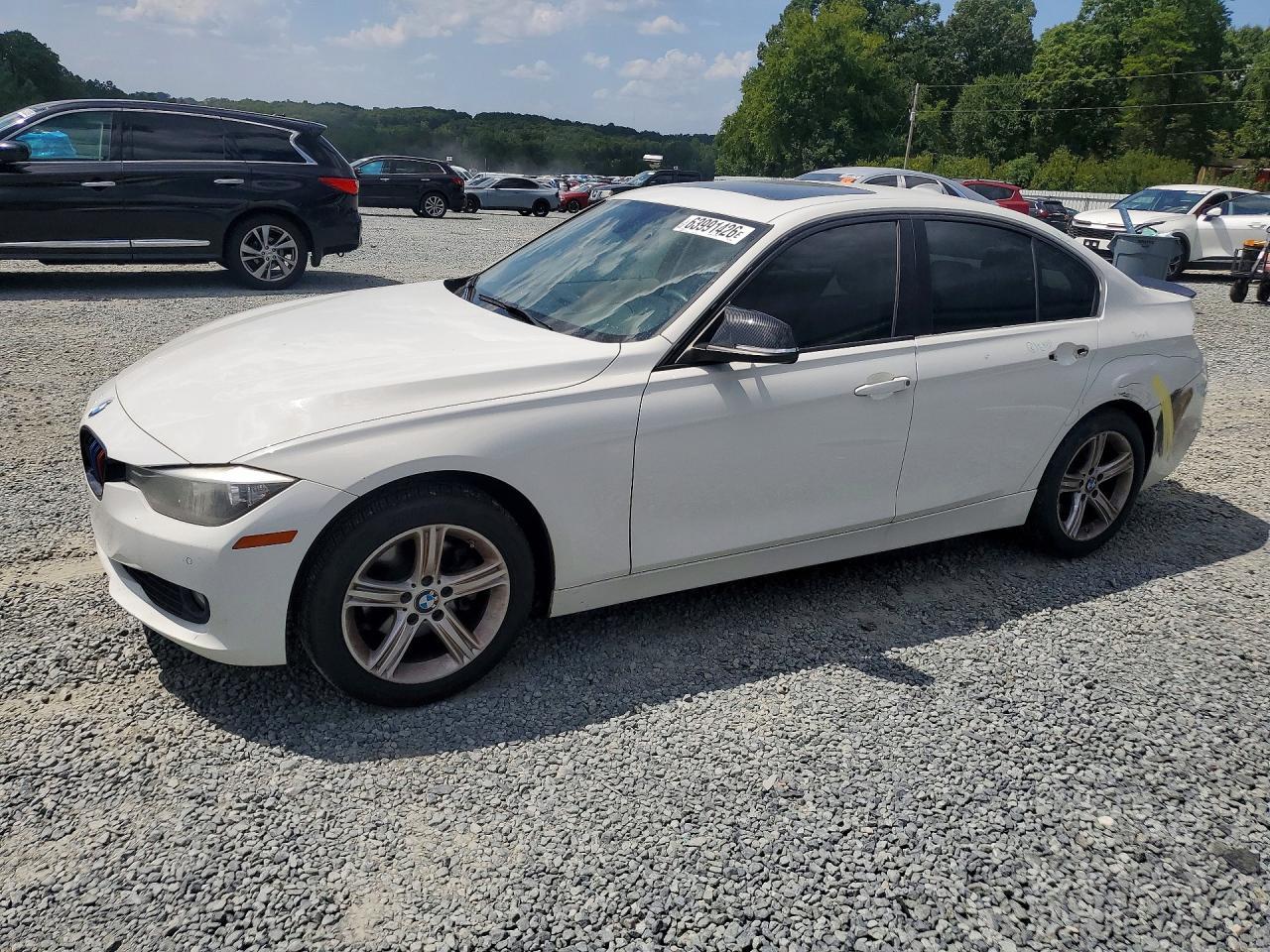 2015 BMW 320 I - zdjęcie główne