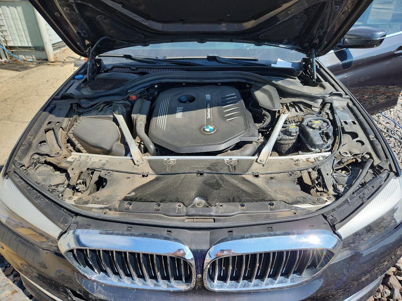 2019 BMW Seria 5 540i - zdjęcie 11