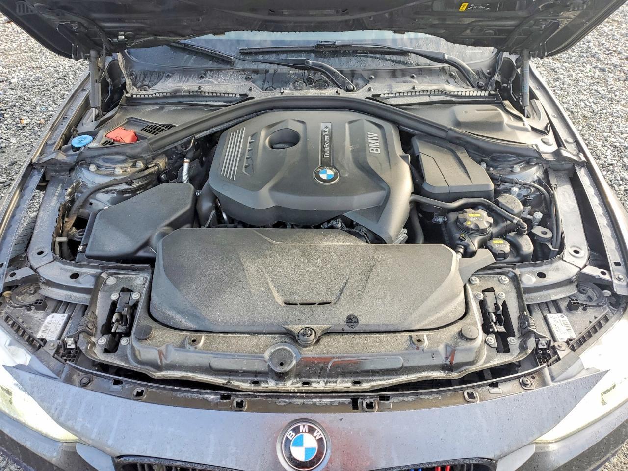 2018 BMW Seria 3 330i - zdjęcie 11