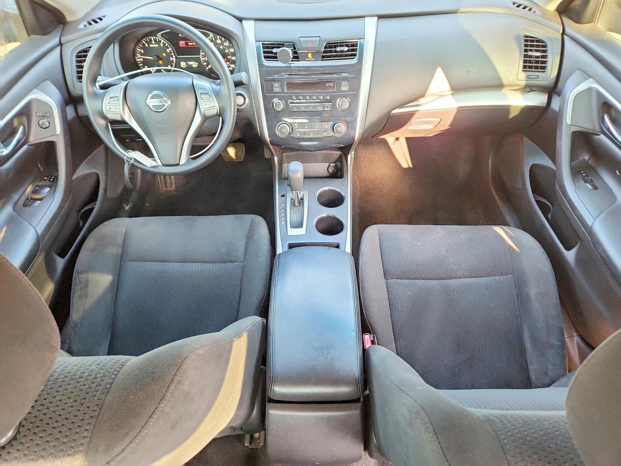 2015 Nissan Altima 2.5 S - zdjęcie 8
