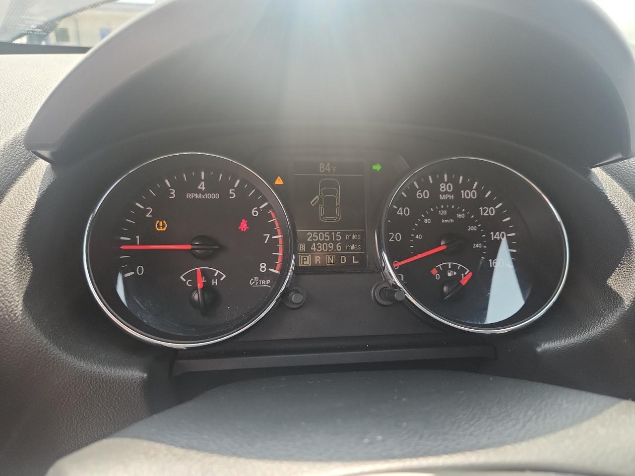 2013 Nissan Rogue S - zdjęcie 9