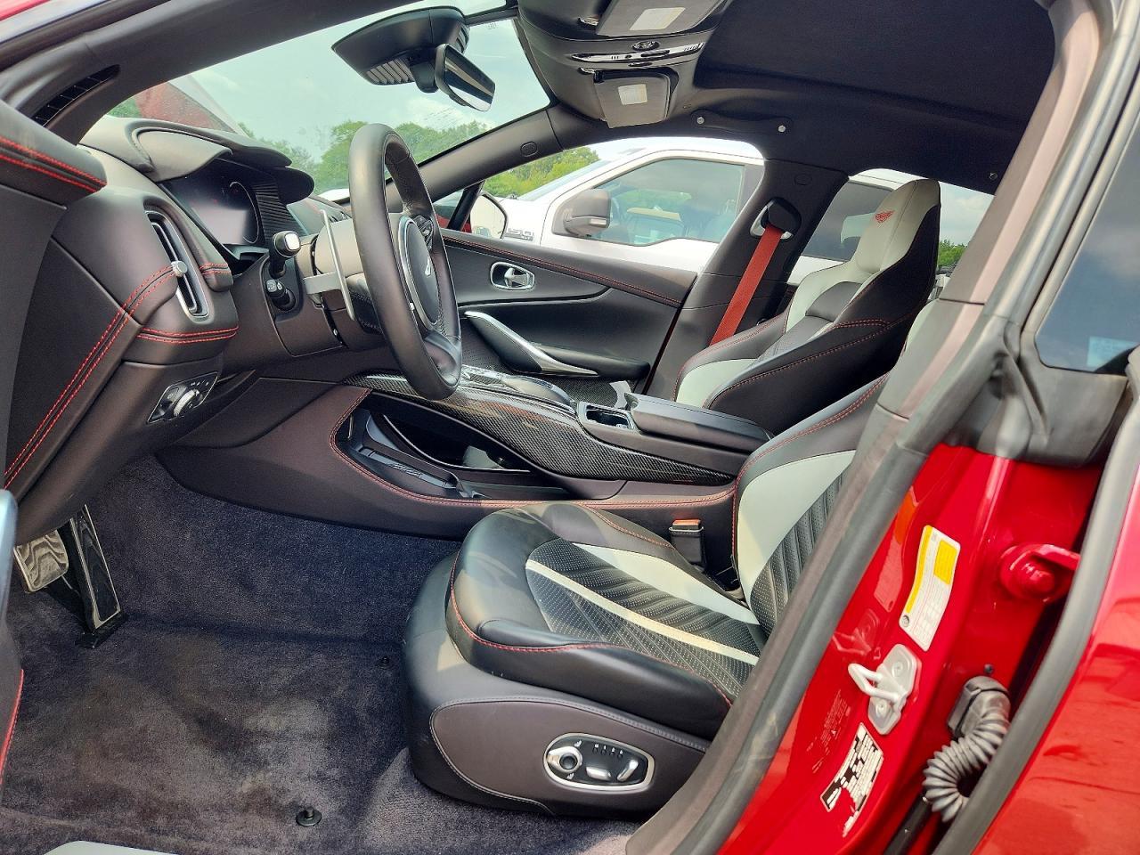 2023 Aston Martin Dbx 707 - zdjęcie 7