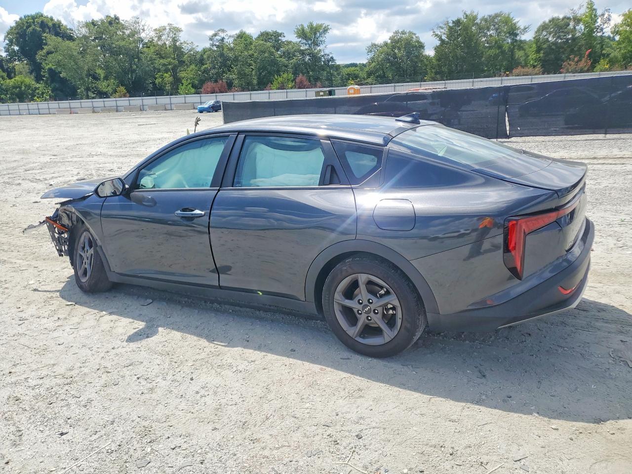 2025 Kia K4 - zdjęcie 2