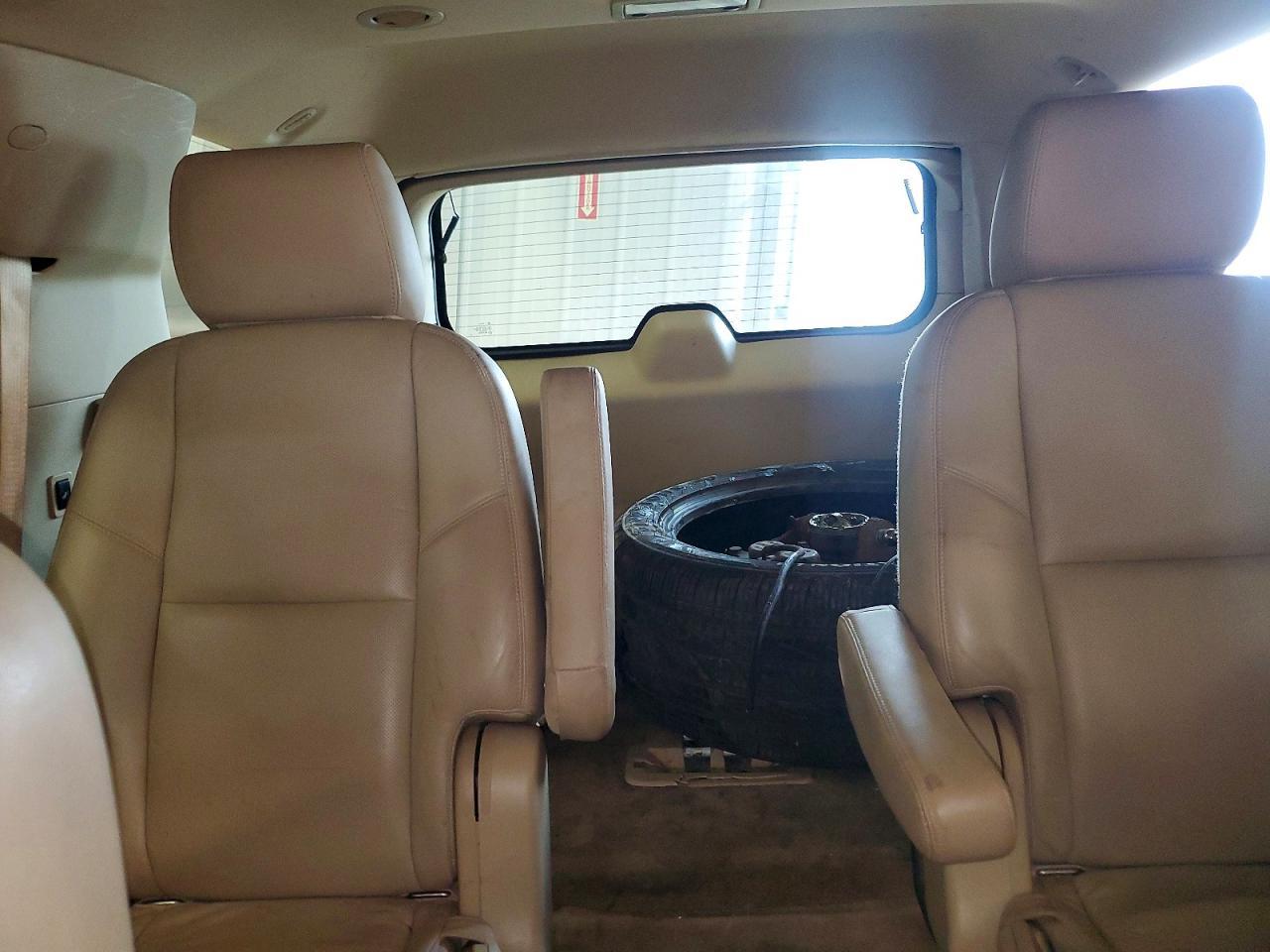 2014 Cadillac Escalade Premium - zdjęcie 10