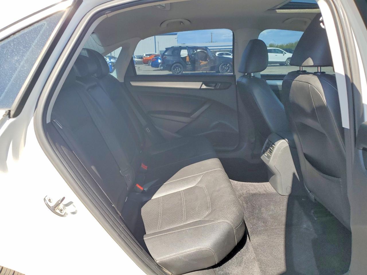 2013 Volkswagen Passat Se - zdjęcie 10