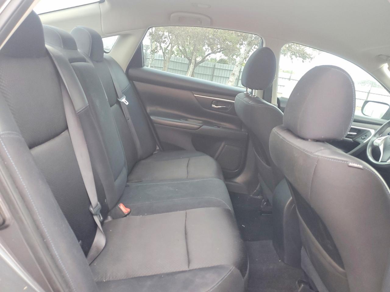 2017 Nissan Altima 2.5 Sr - zdjęcie 10