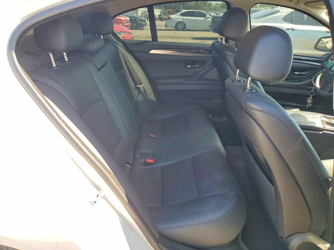 2014 BMW 528 I - zdjęcie 10