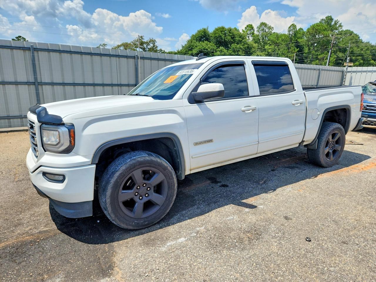 2017 GMC Sierra C1500 Sle - zdjęcie główne