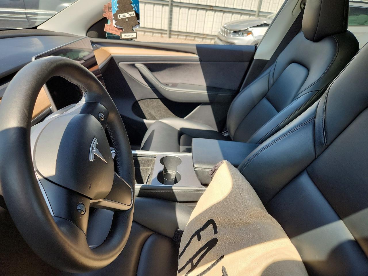2023 Tesla Model Y - zdjęcie 7