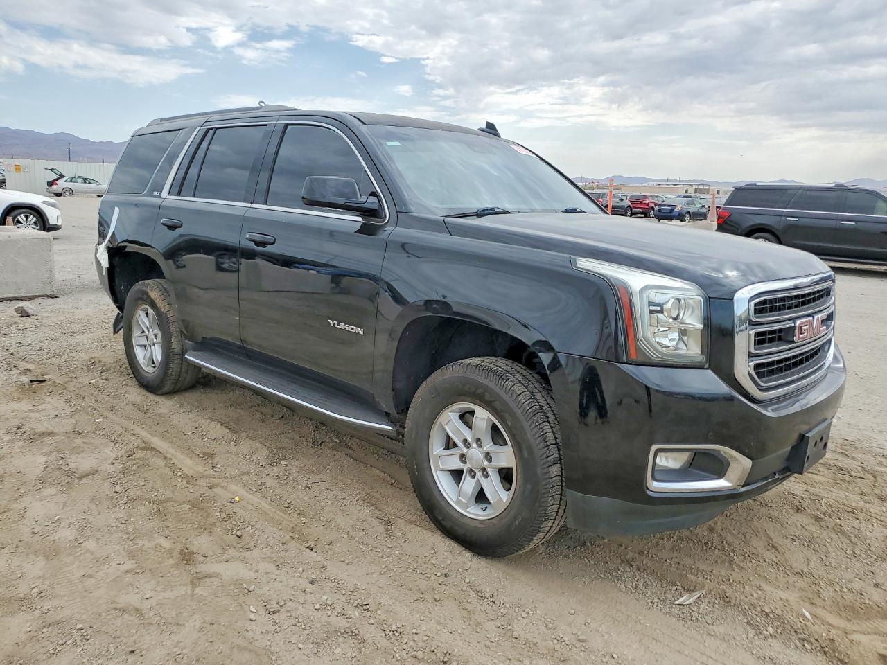 2016 GMC Yukon Slt - zdjęcie 4