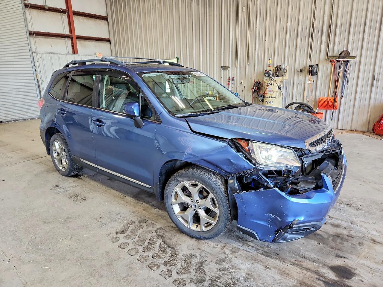 2017 Subaru Forester 2.5I Touring - zdjęcie 4