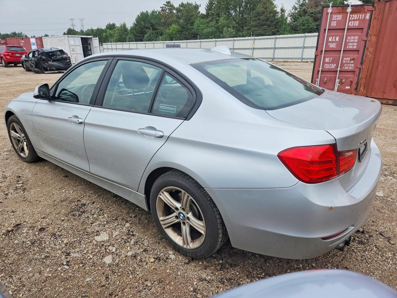 2014 BMW Seria 3 328i - zdjęcie 2