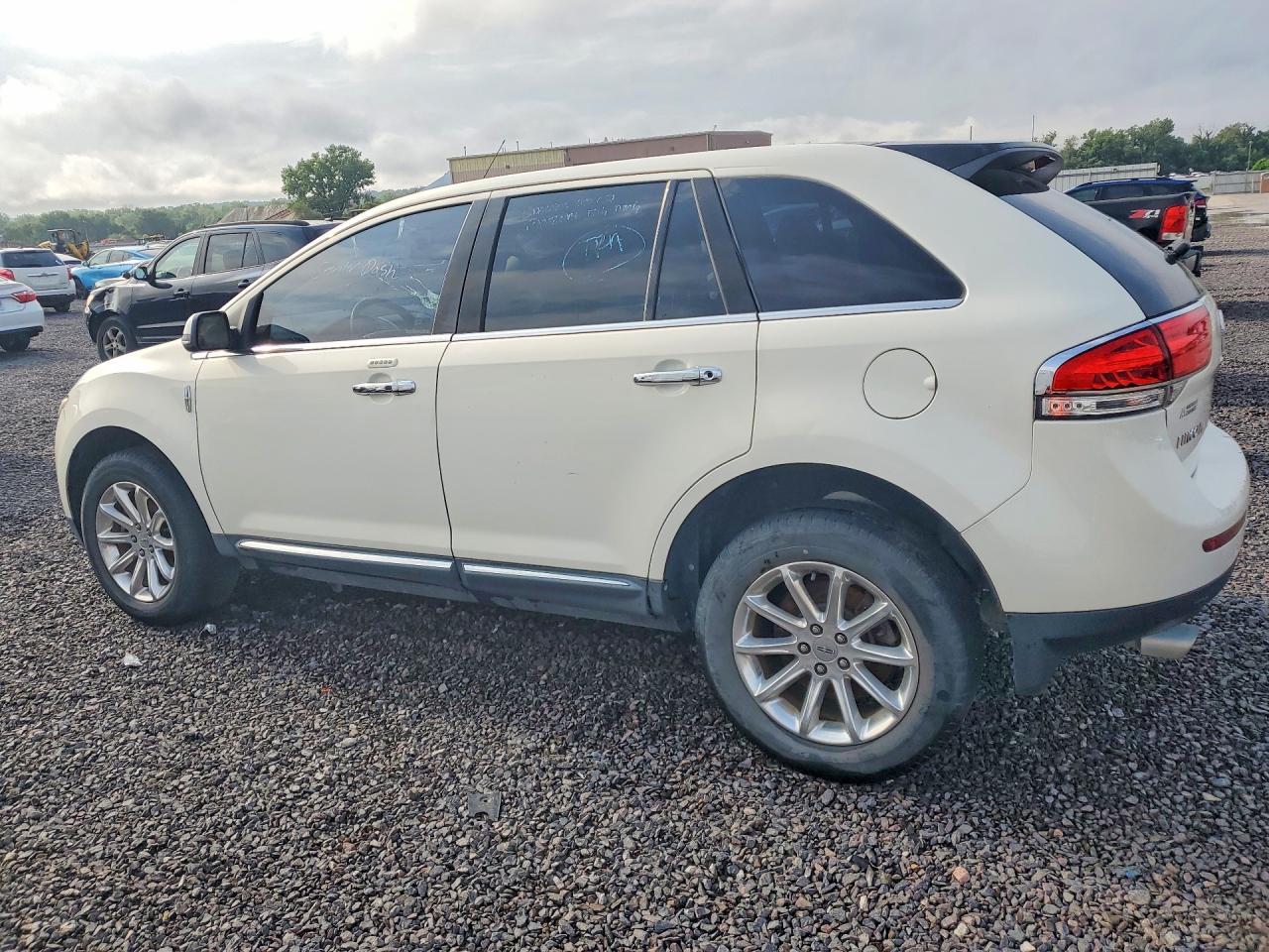 2013 Lincoln Mkx - zdjęcie 2