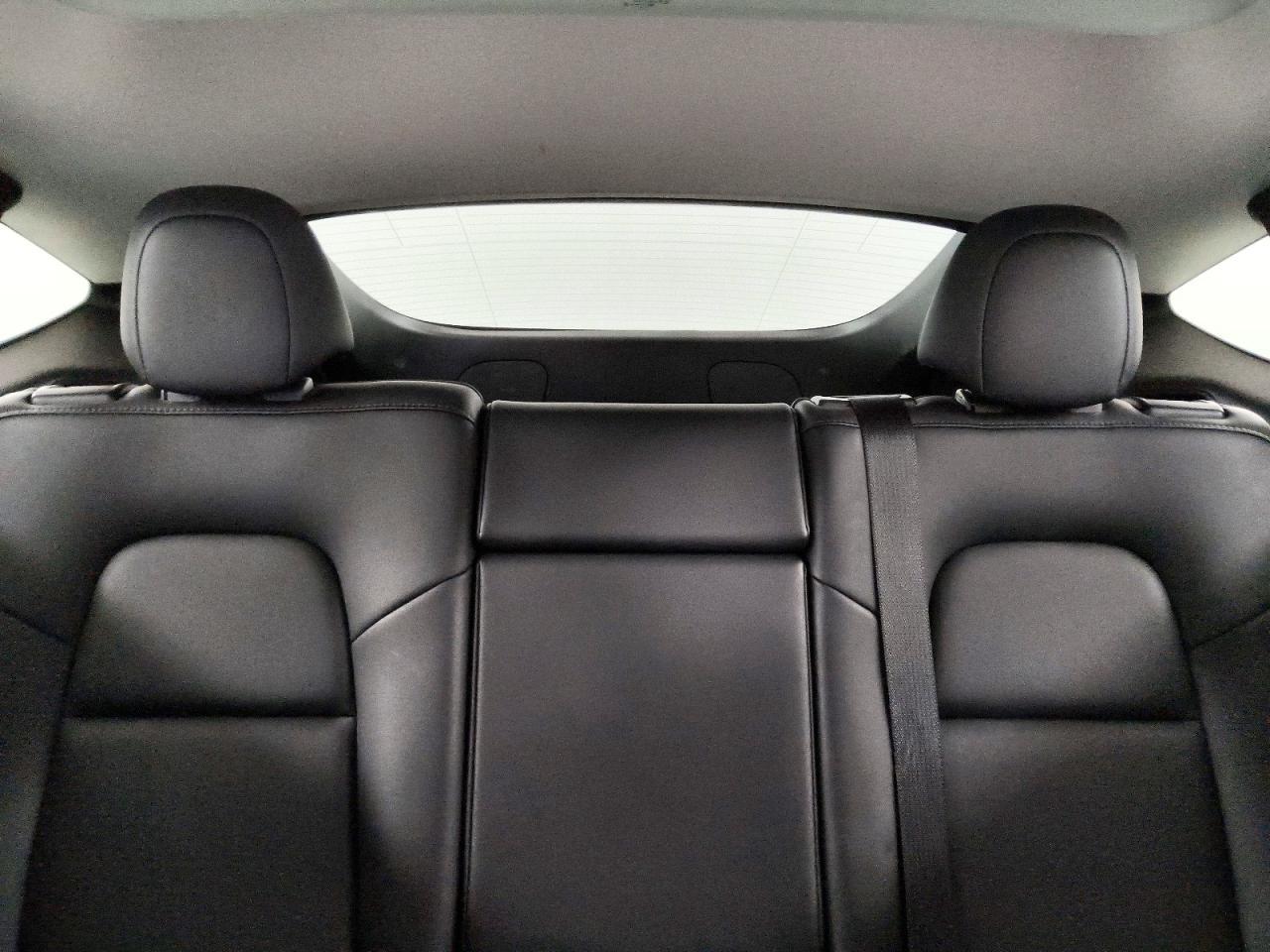 2022 Tesla Model Y - zdjęcie 10
