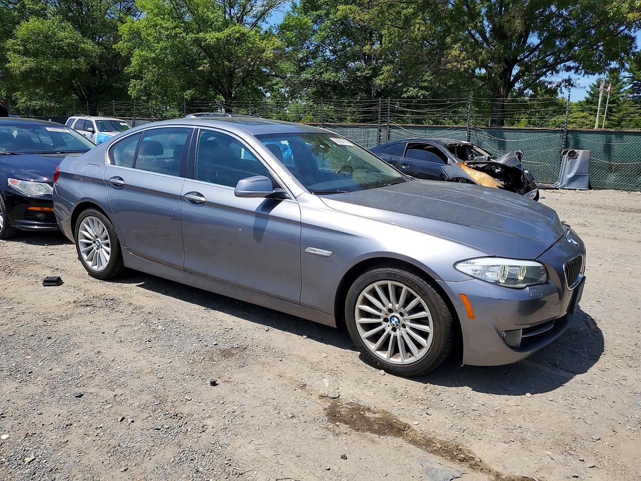2013 BMW 535 Xi - zdjęcie 4